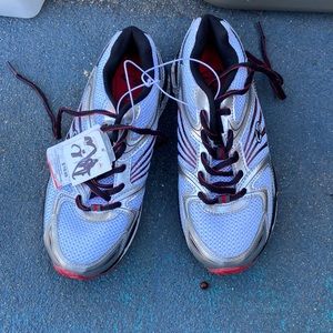 Boys Sneakers Size 2.5 Champion